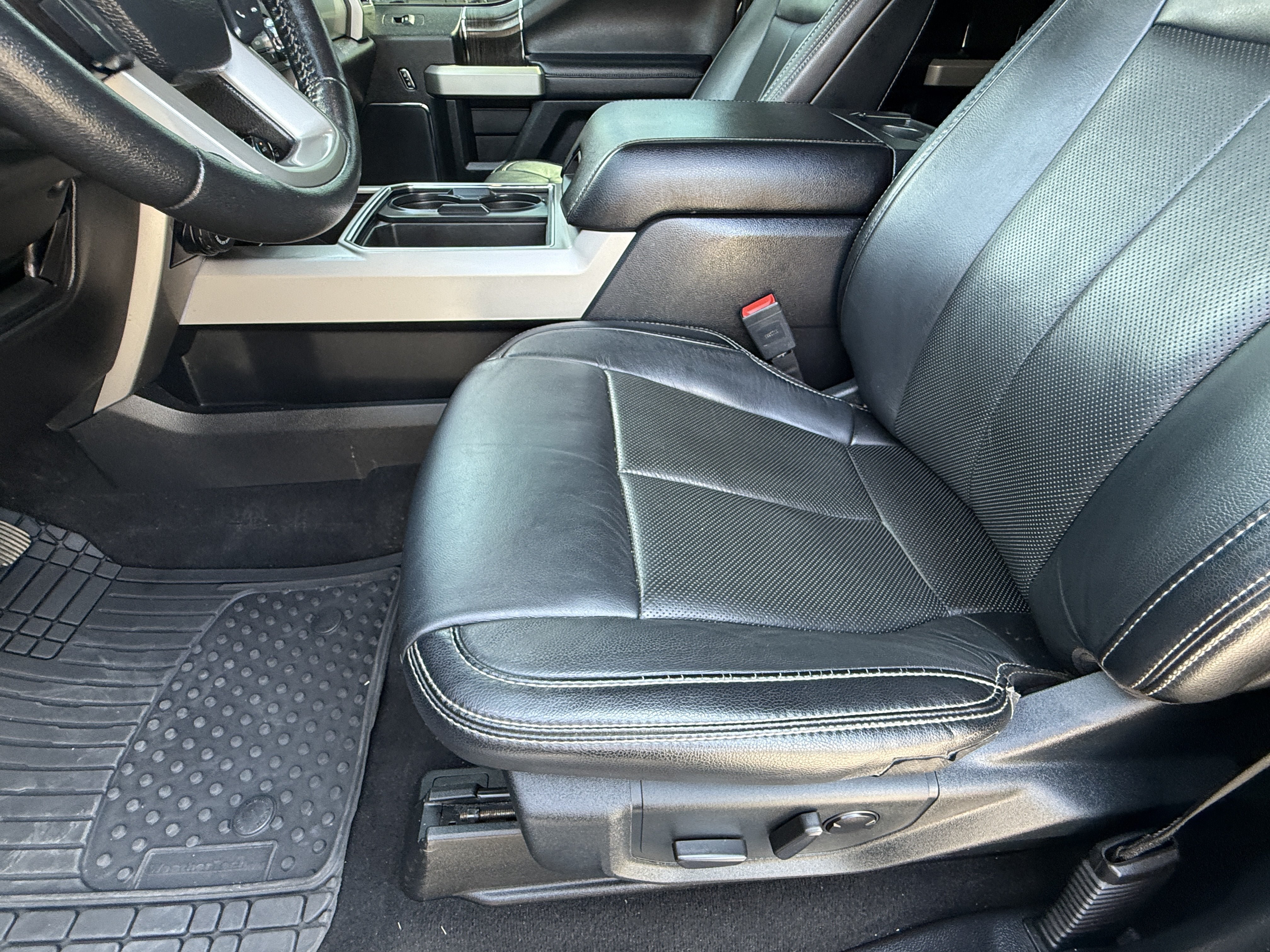 Used 2020 Ford F250 Lariat AWD/4WD image 20