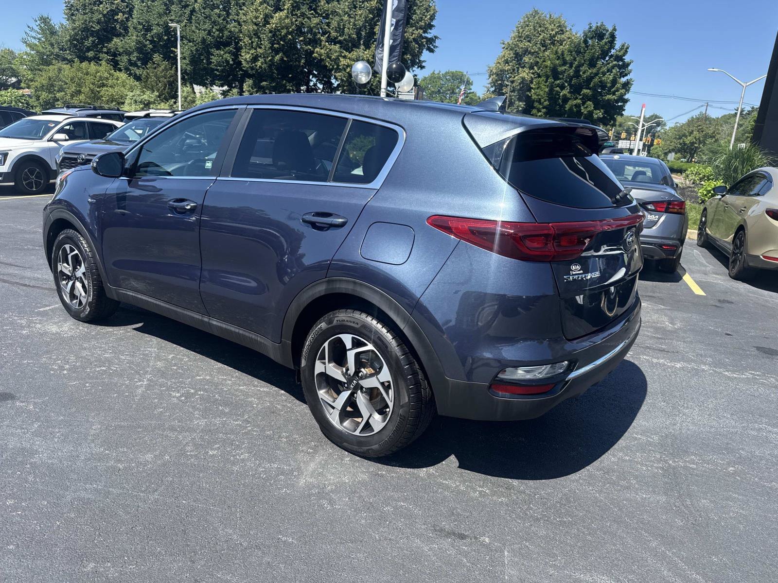 Used 2021 Kia Sportage LX w/ LX AWD Popular Package image 3