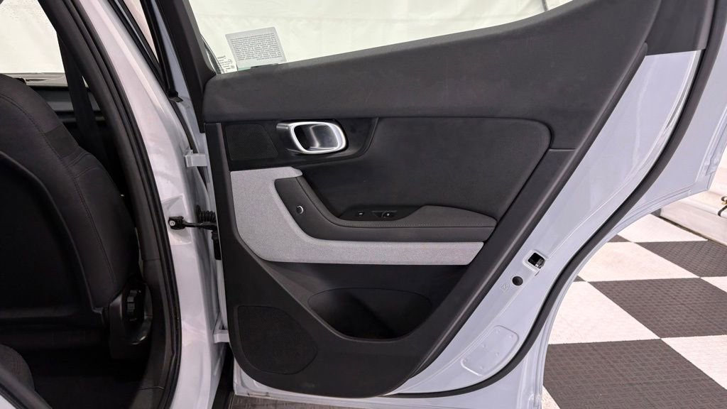 Used 2024 Polestar Polestar 2 image 27