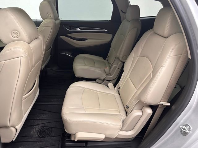 Used 2019 Buick Enclave Essence AWD/4WD image 17