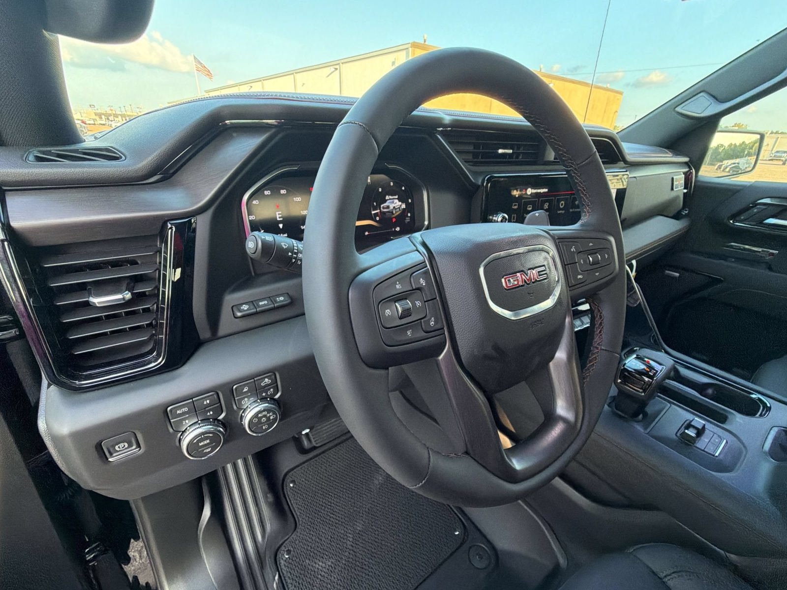 New 2026 GMC Sierra 1500 AT4 w/ AT4 Premium Package AWD/4WD image 11