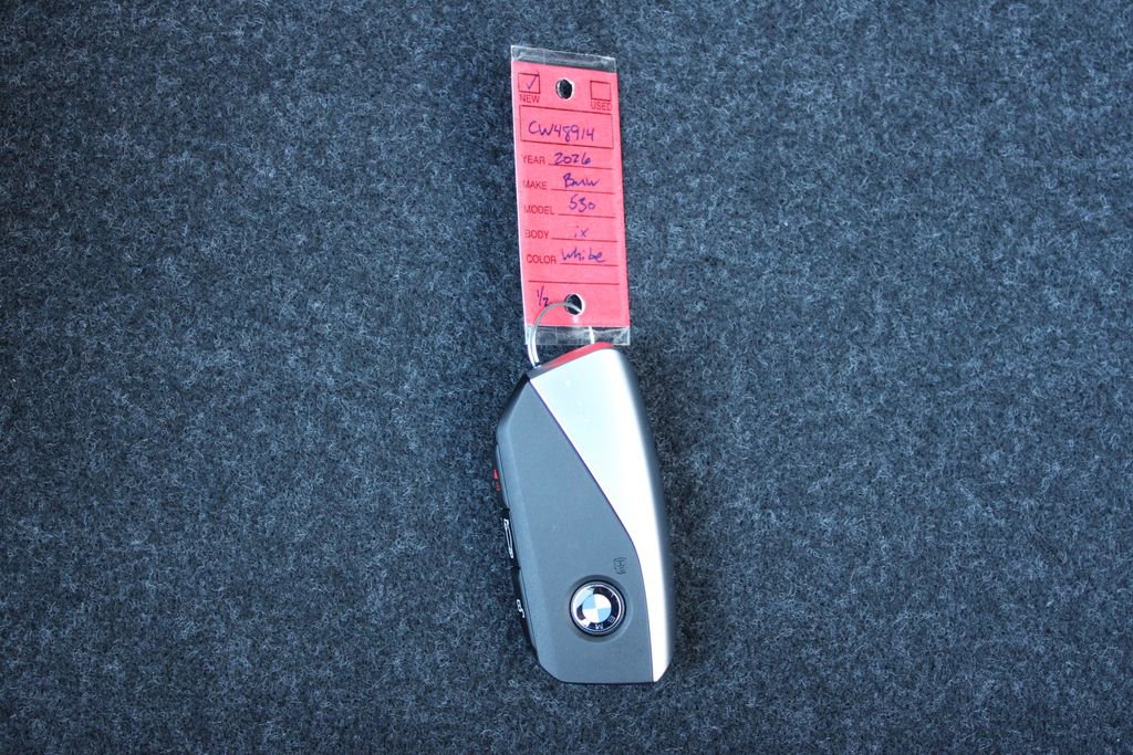 New 2026 BMW 530i xDrive w/ M Sport Package image 33