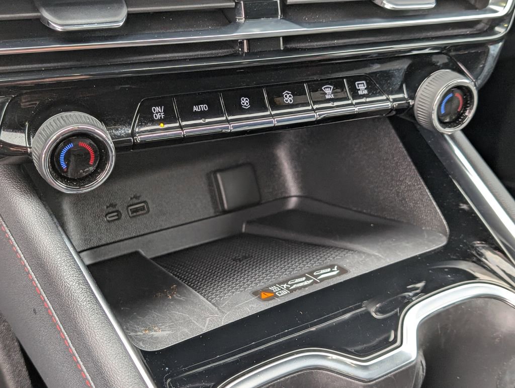 Used 2025 Chevrolet Traverse RS w/ LPO, Floor Liner Package image 33