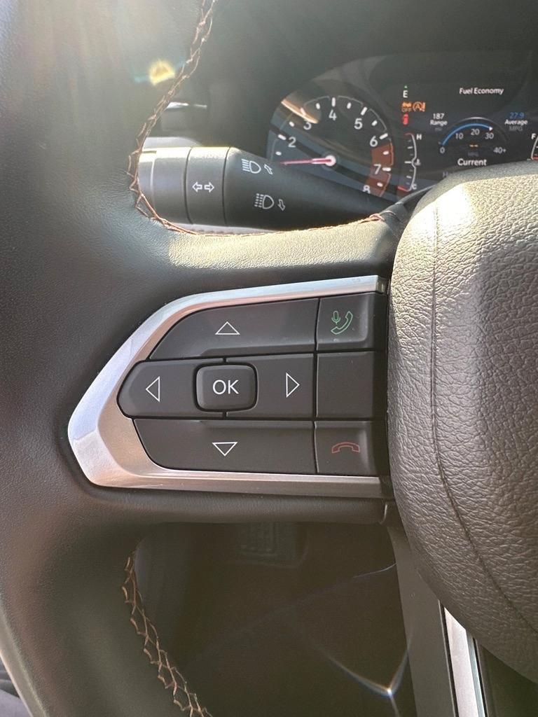 Used 2022 Jeep Compass Limited w/ Sun and Sound Group AWD/4WD image 13