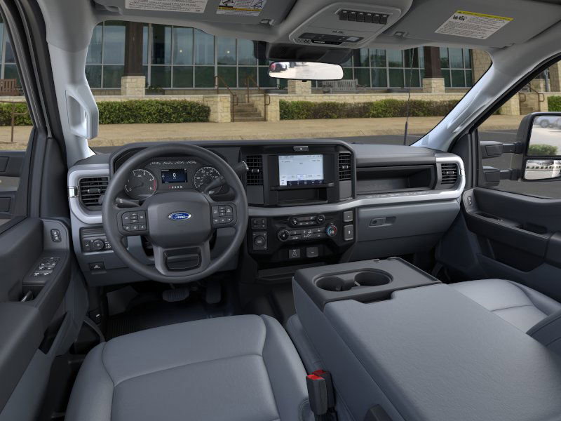 New 2026 Ford F550 4x4 Crew Cab image 9