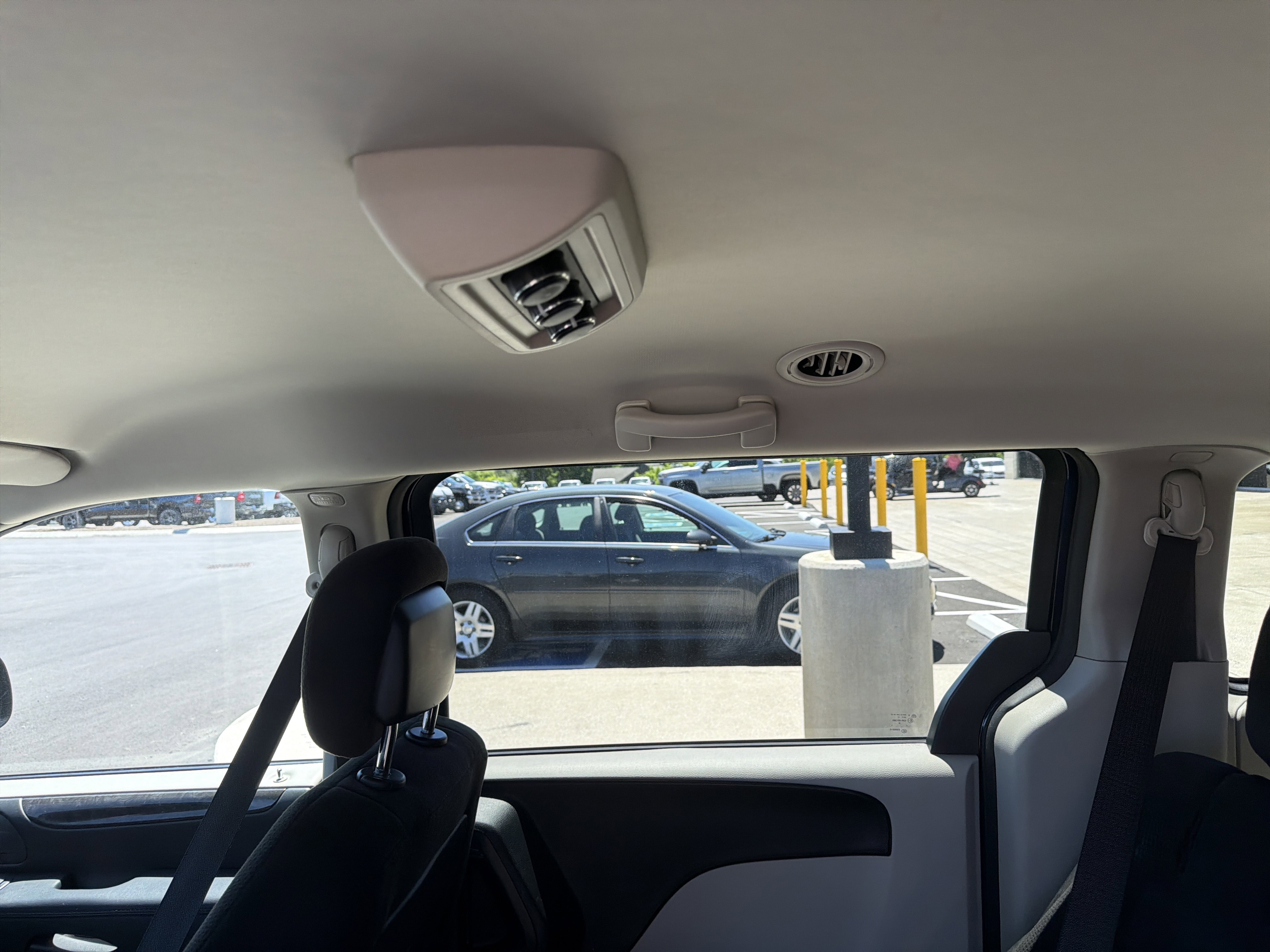 Used 2016 Dodge Grand Caravan SE w/ Quick Order Package 29E SE FWD image 28