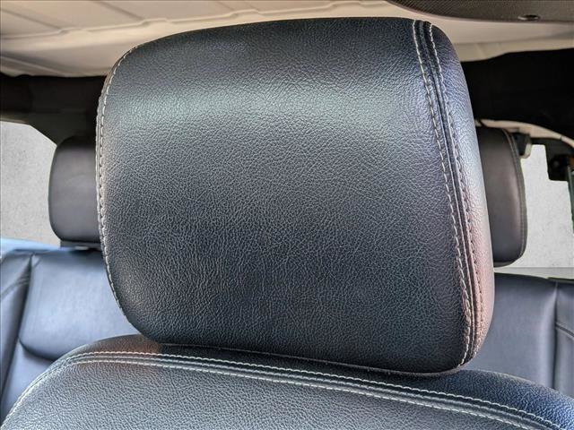 Used 2016 Jeep Wrangler Unlimited Rubicon AWD/4WD image 13