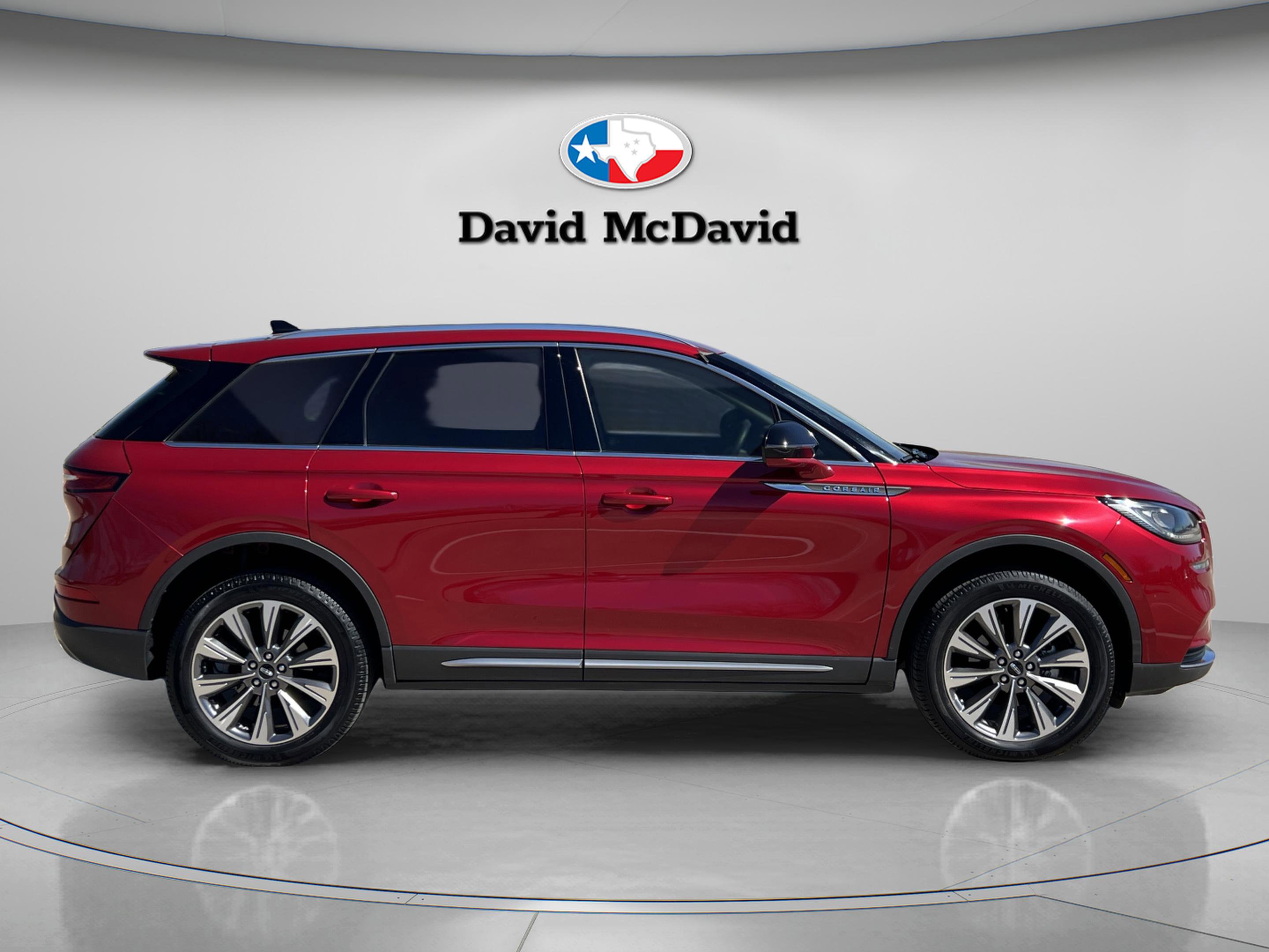 Used 2022 Lincoln Corsair Reserve w/ Elements Package image 8