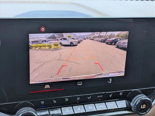 Used 2023 GMC Canyon AT4 w/ AT4 Premium Package AWD/4WD image 14