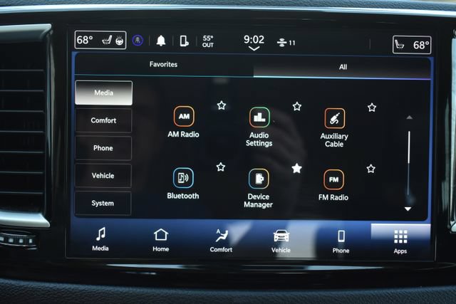 Used 2024 Chrysler Pacifica Touring-L FWD image 20