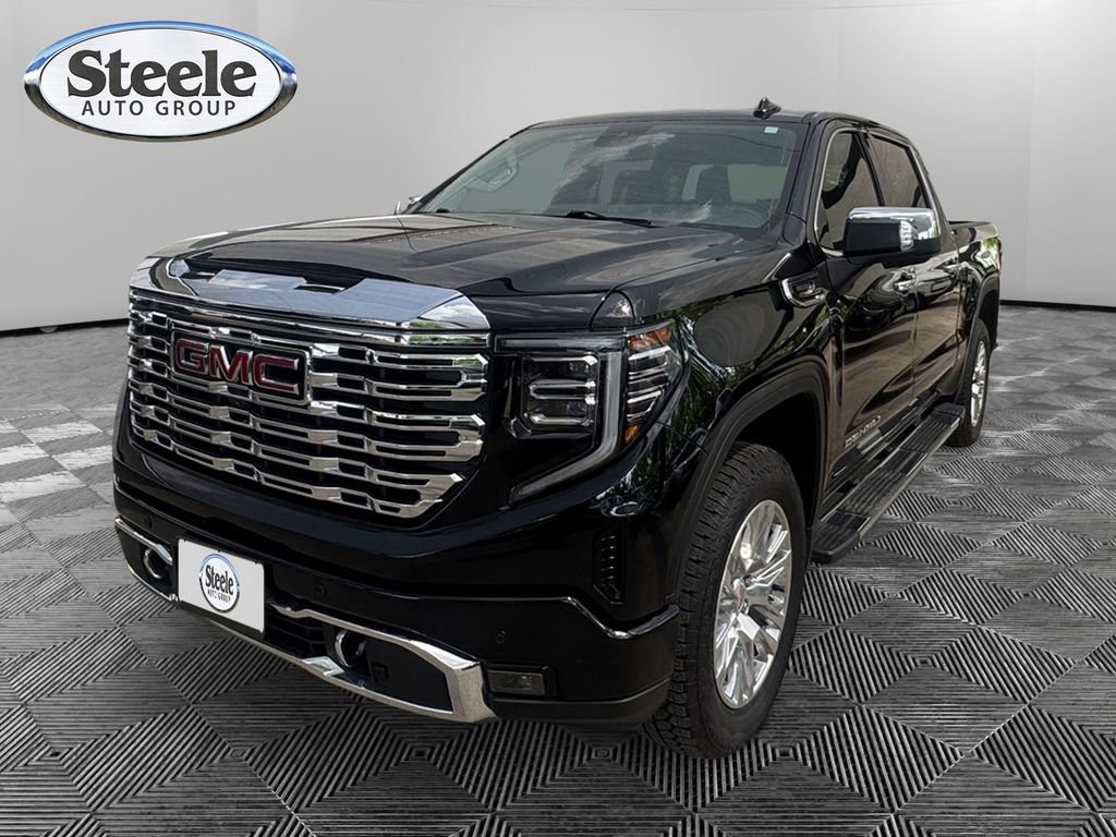 Used 2025 GMC Sierra 1500 Denali AWD/4WD image 1