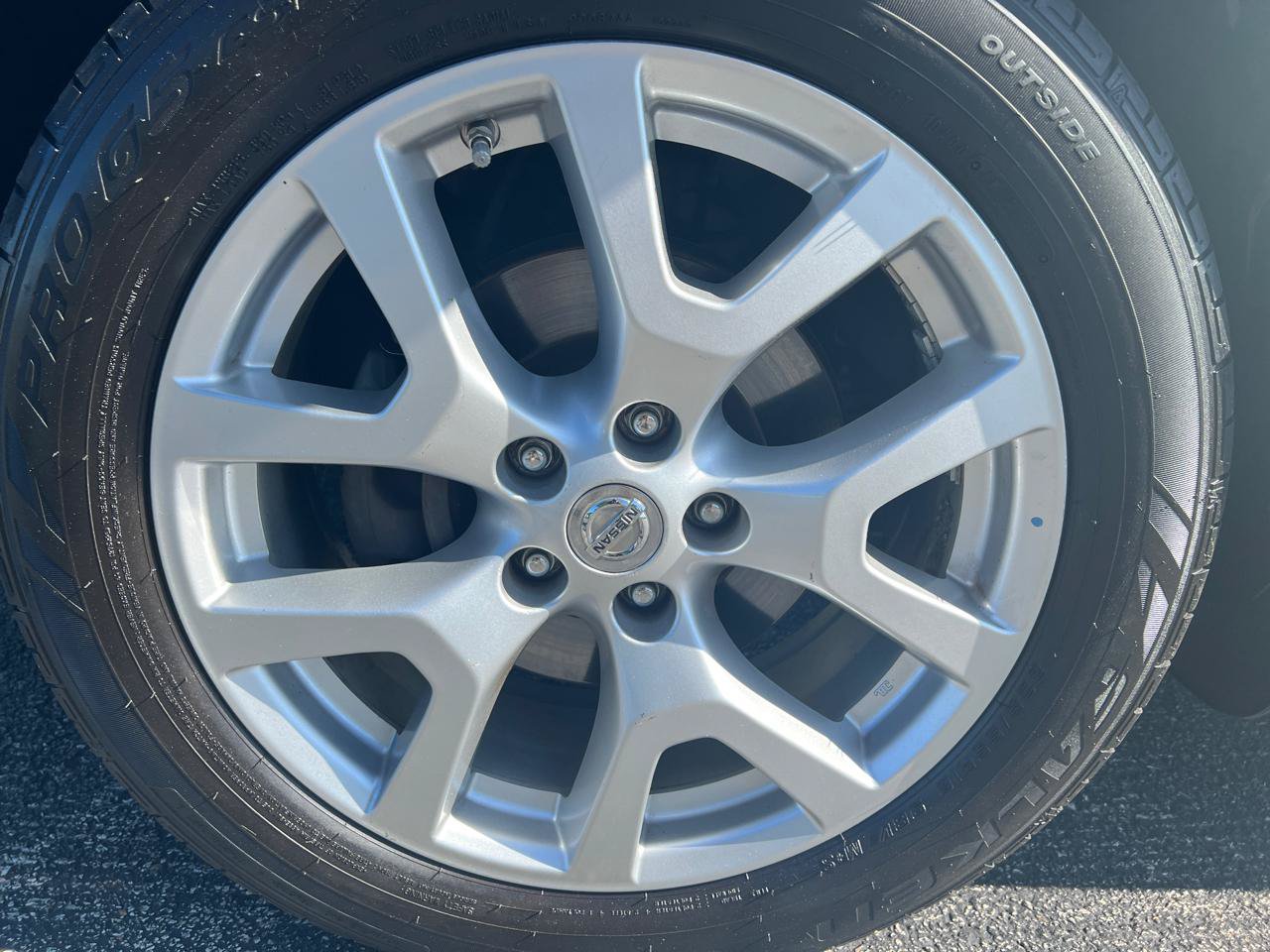 Used 2012 Nissan Rogue SL AWD/4WD image 11