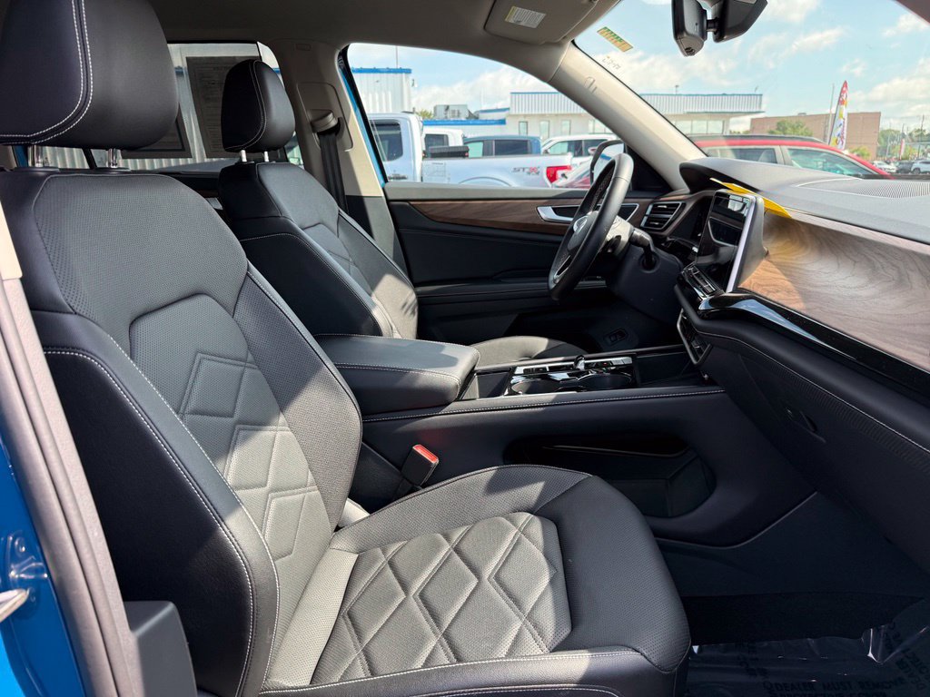 Used 2026 Volkswagen Atlas SE AWD/4WD image 12