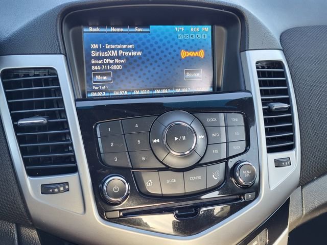 Used 2015 Chevrolet Cruze LT FWD image 16