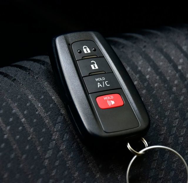 Certified 2021 Toyota Prius Prime LE FWD image 26