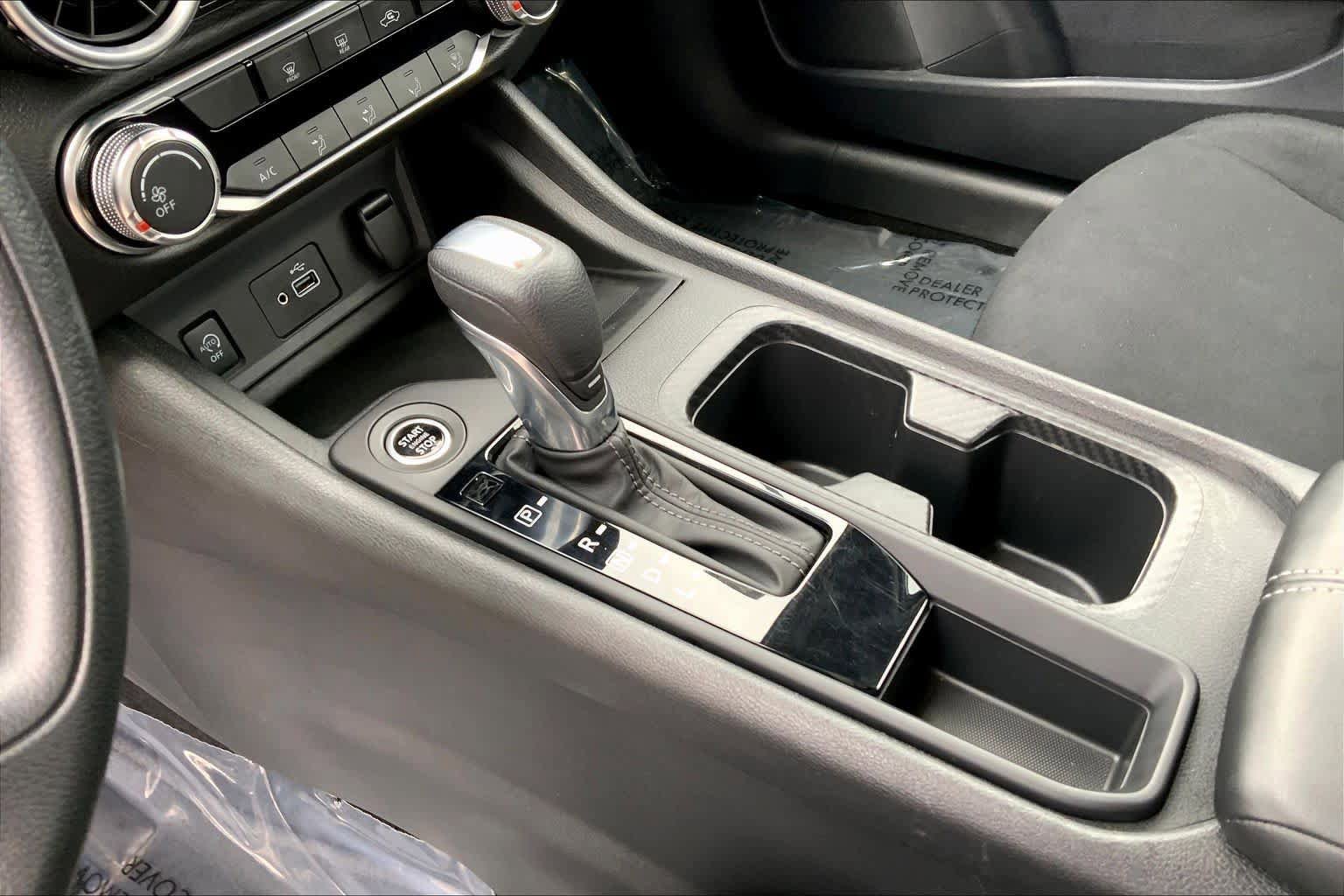 Used 2024 Nissan Sentra S image 16