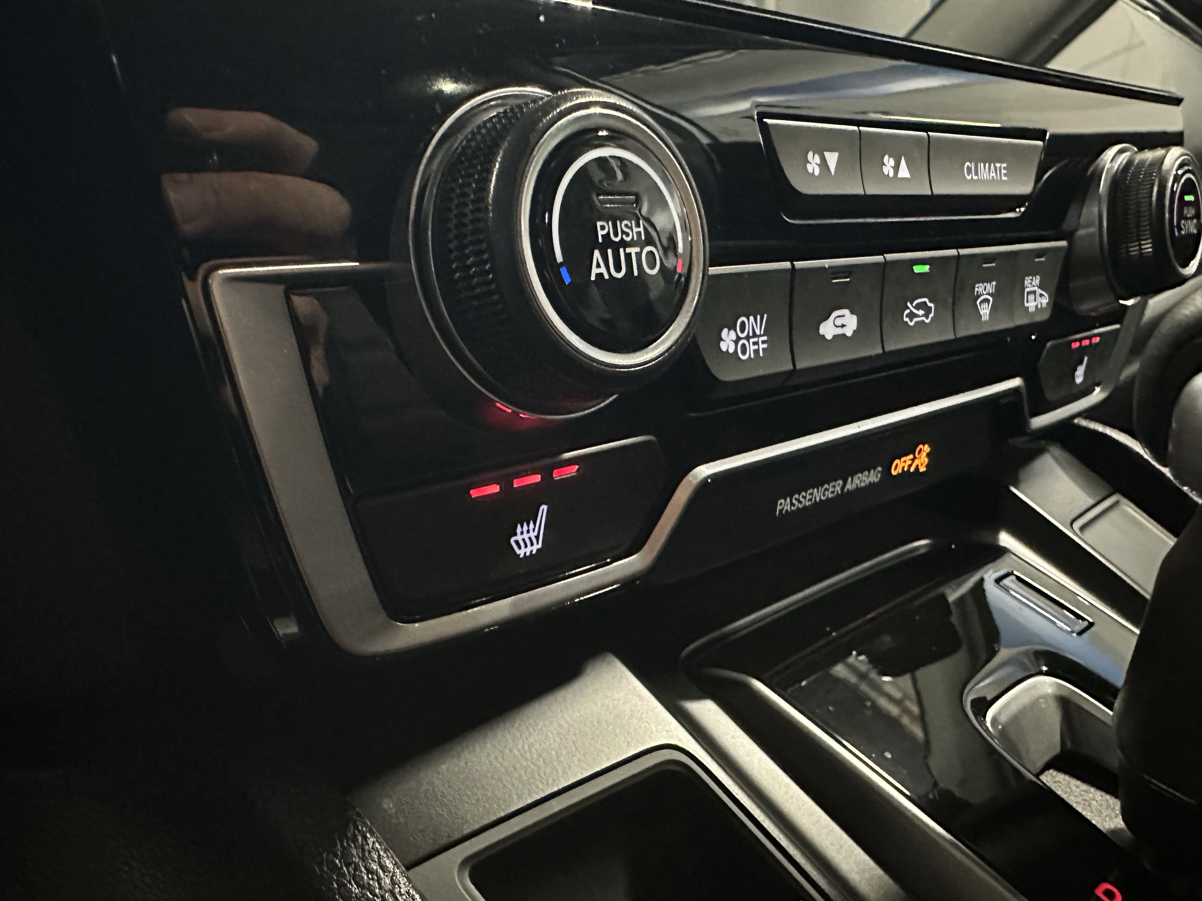 Used 2022 Honda CR-V Touring image 15