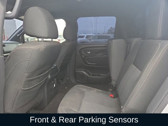 Used 2018 Nissan Titan SV w/ SV Convenience Package image 19