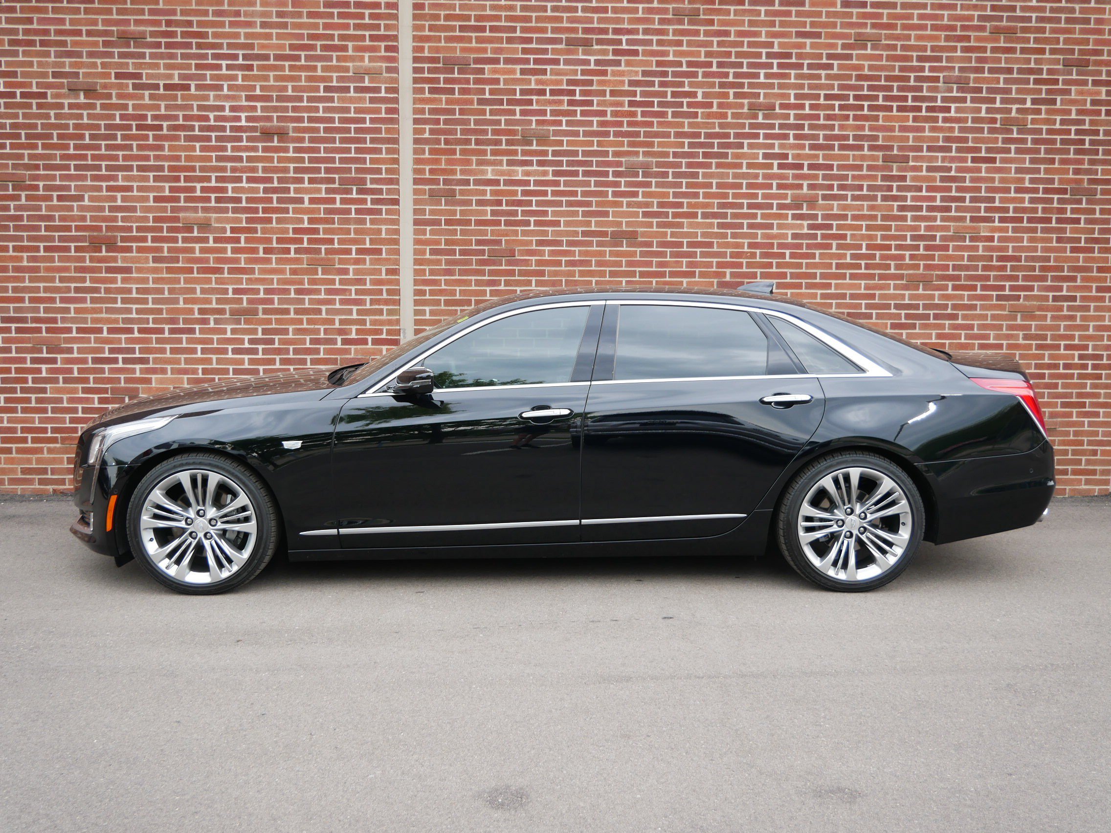 Used 2016 Cadillac CT6 Platinum AWD/4WD image 2