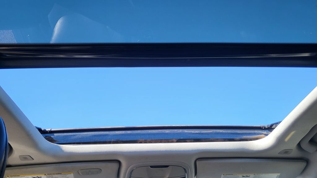 Used 2019 Jeep Cherokee Limited FWD image 41