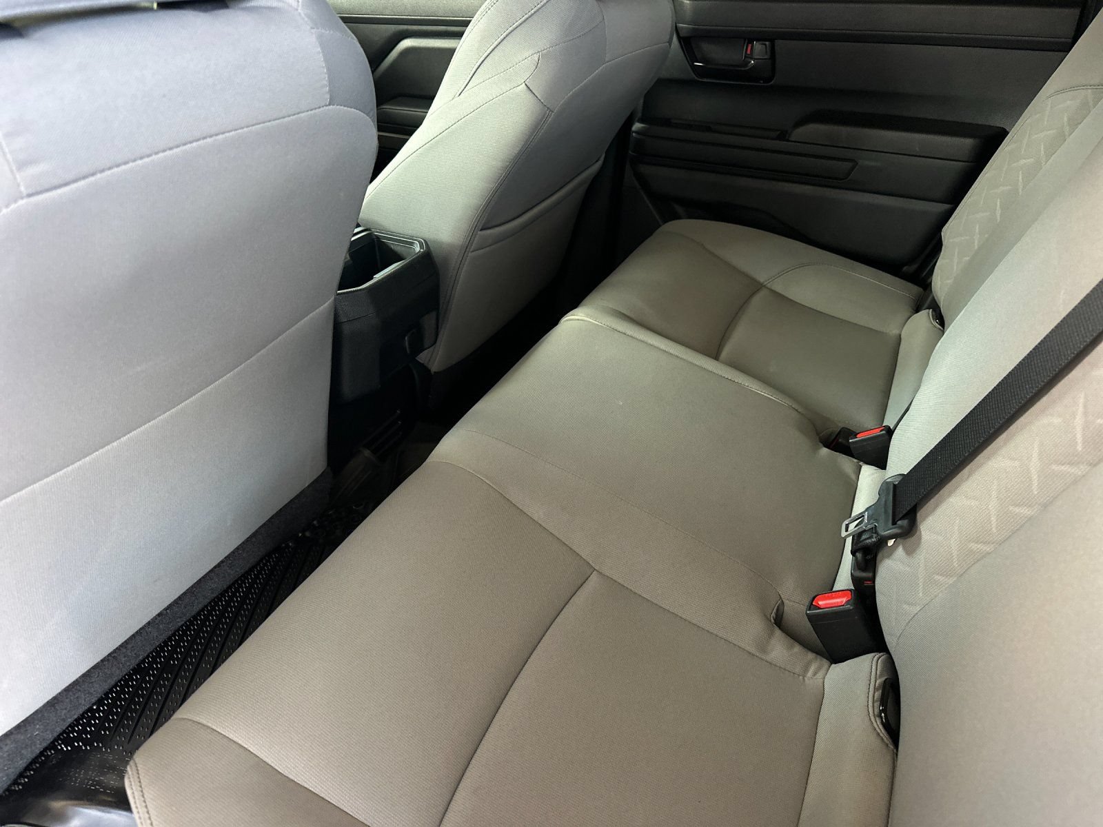 Used 2025 Toyota Tacoma SR5 AWD/4WD image 11
