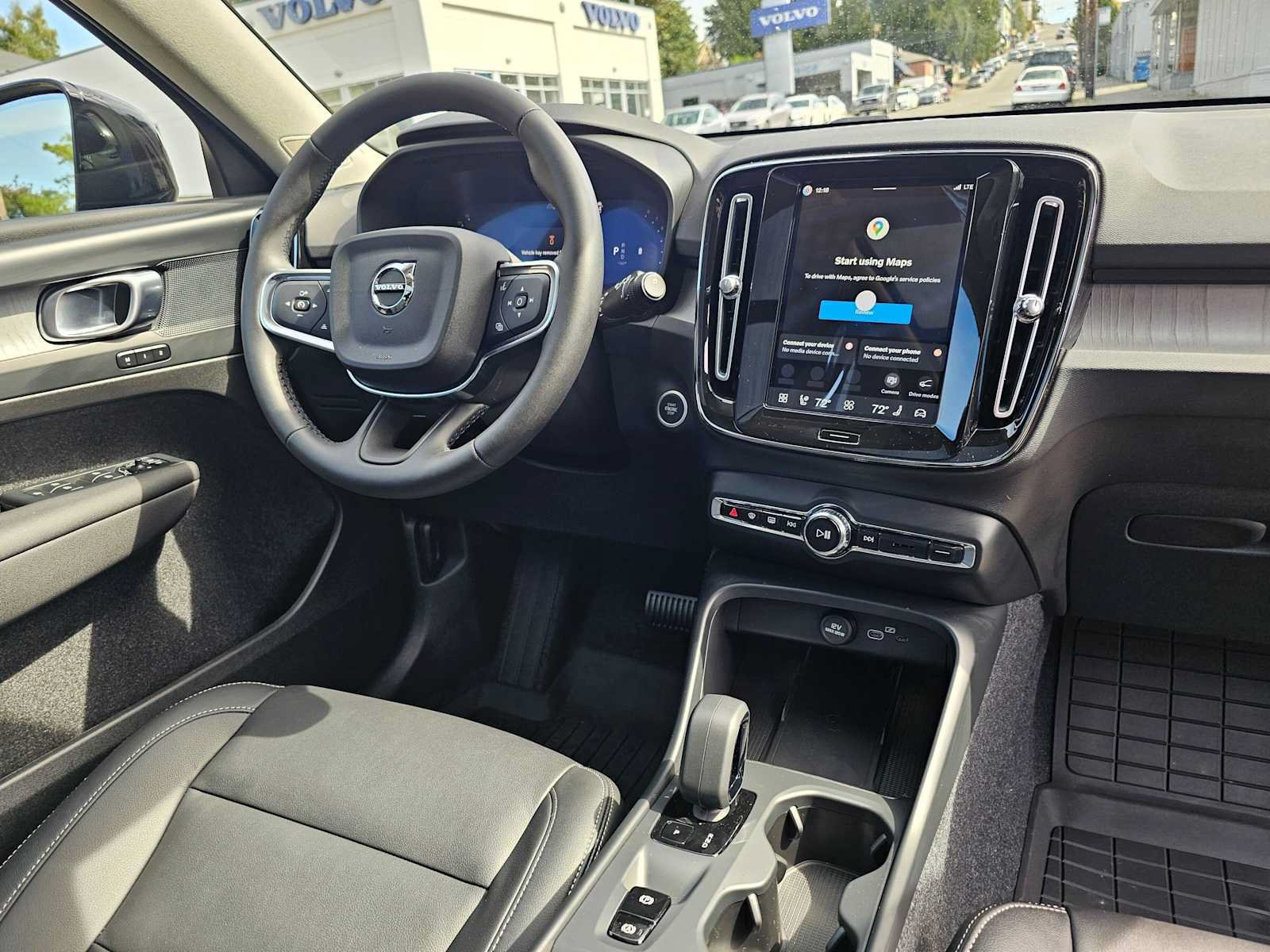 New 2026 Volvo XC40 B5 Core w/ Protection Package Premier AWD/4WD image 11