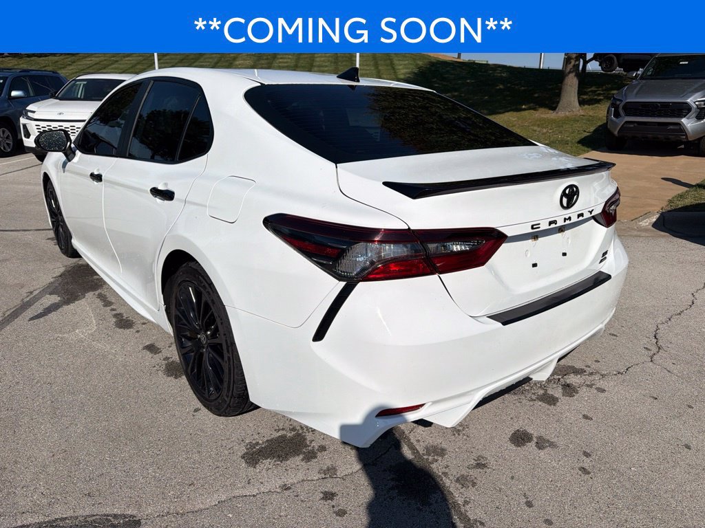Used 2022 Toyota Camry SE AWD/4WD image 9
