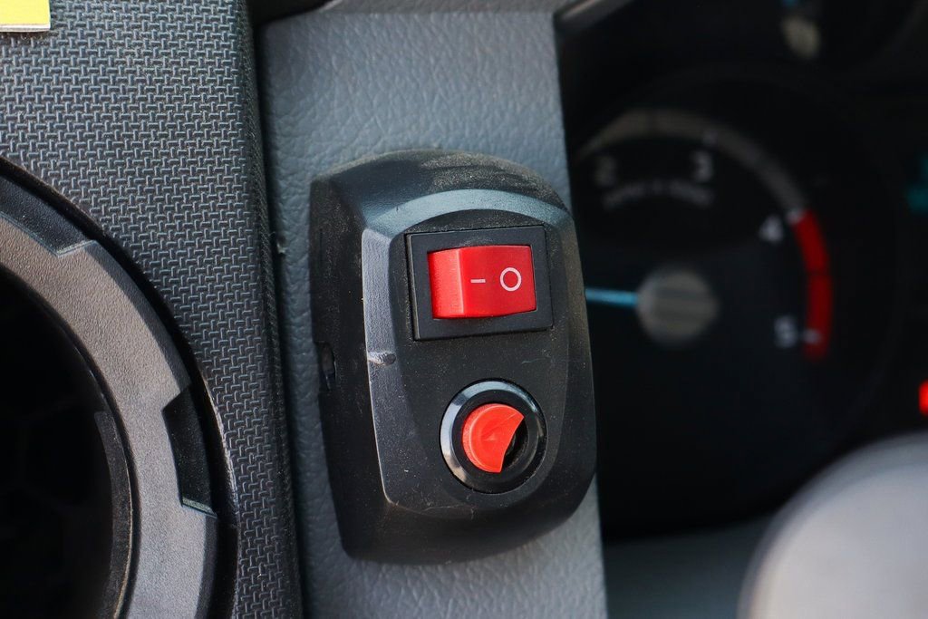 Used 2019 Ford F650 2WD Regular Cab Super Duty image 25