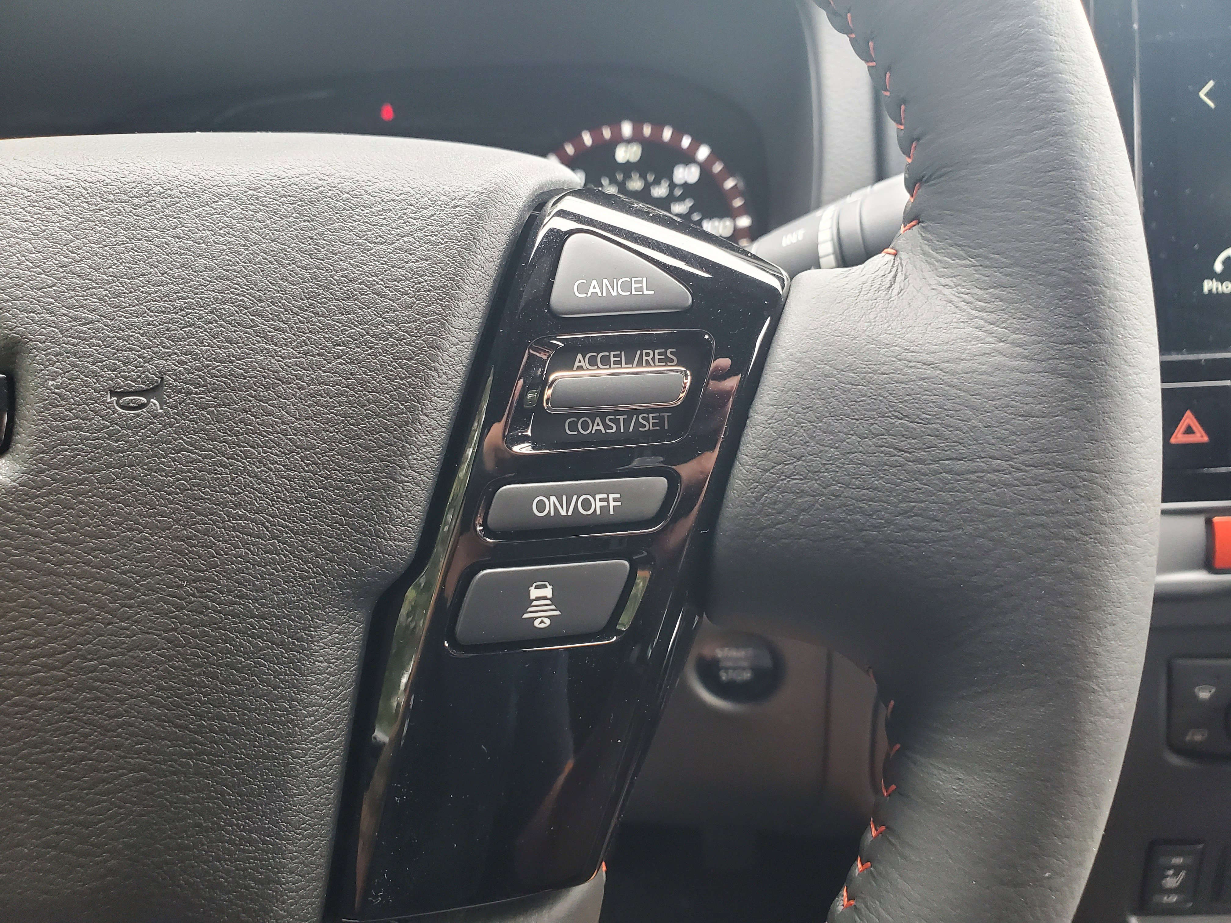 New 2026 Nissan Frontier PRO-4X w/ Pro-4x Convenience Package image 14