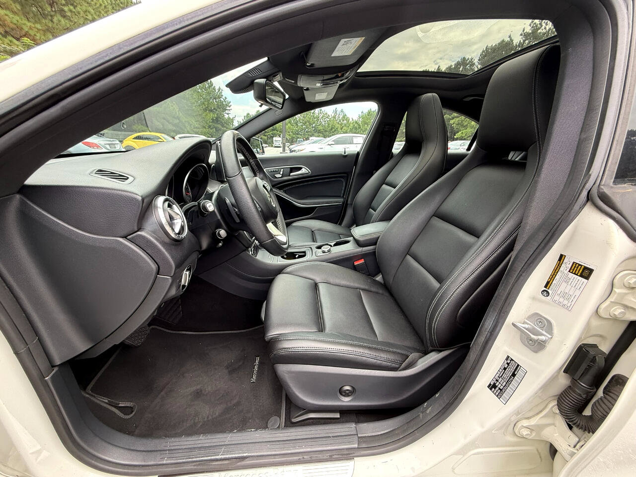 Used 2018 Mercedes-Benz CLA 250 image 9