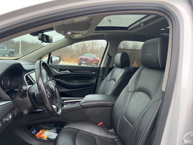 Used 2021 Buick Enclave Avenir w/ Avenir Technology Package image 23