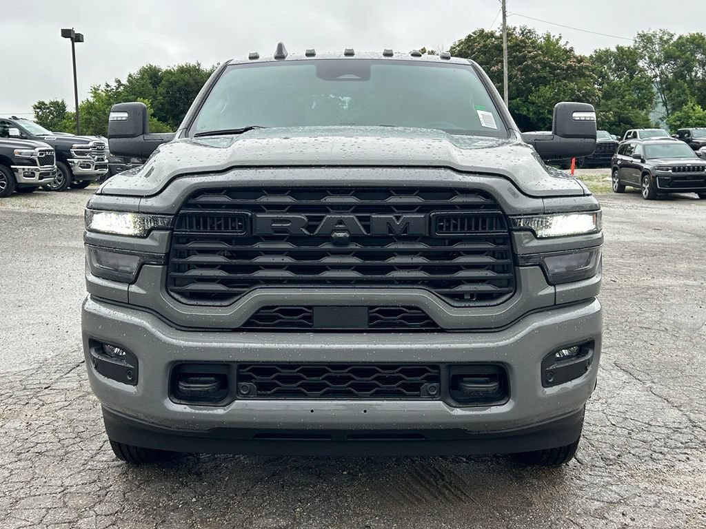 New 2026 RAM 3500 Big Horn AWD/4WD image 3