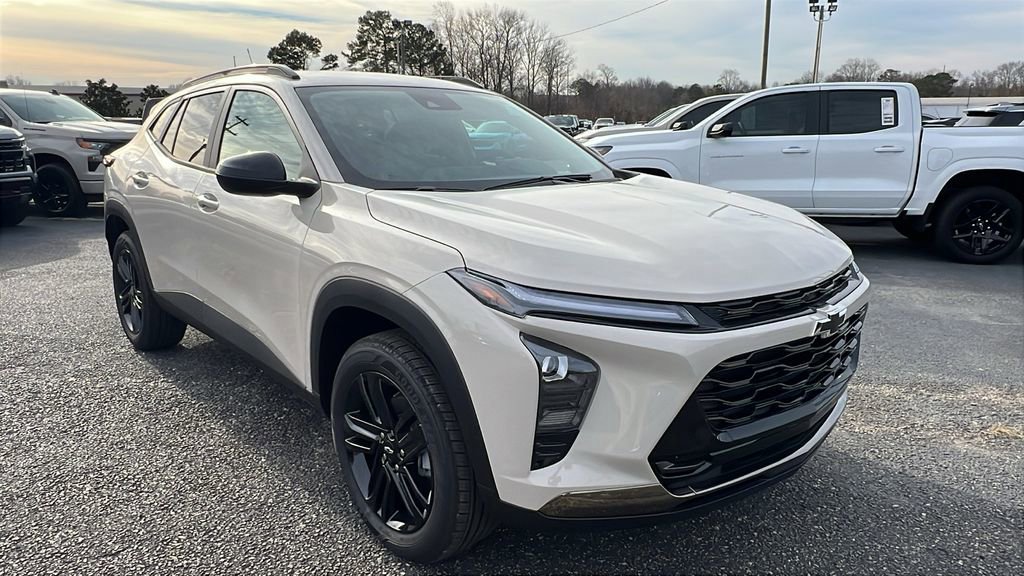 New 2026 Chevrolet Trax ACTIV w/ Driver Confidence Package image 3