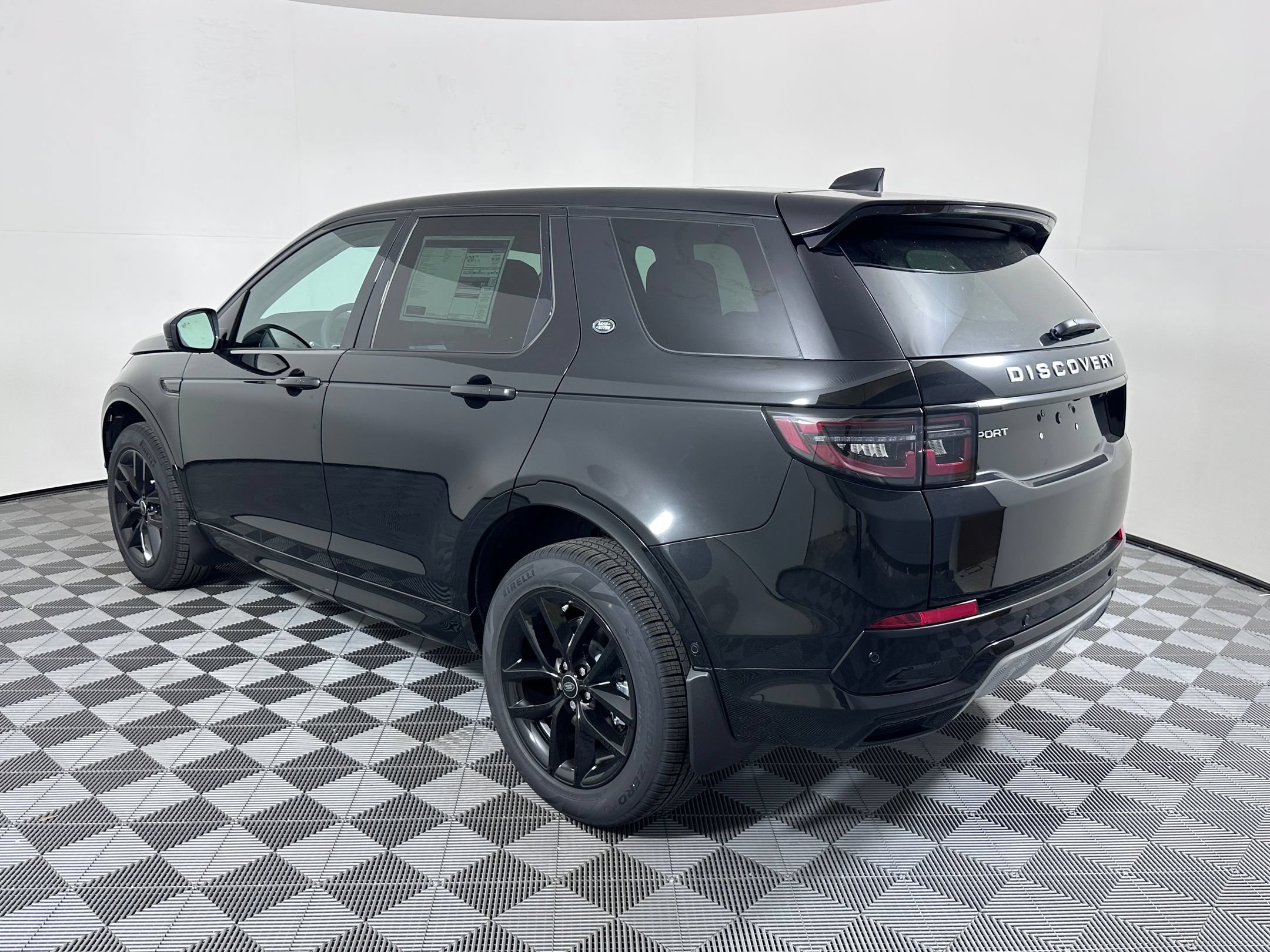 Used 2025 Land Rover Discovery Sport S AWD/4WD image 2