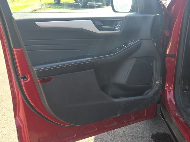 Certified 2022 Ford Escape SE image 19