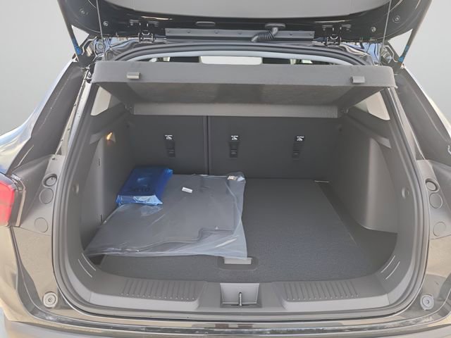 New 2026 Chevrolet Trax LT FWD image 11