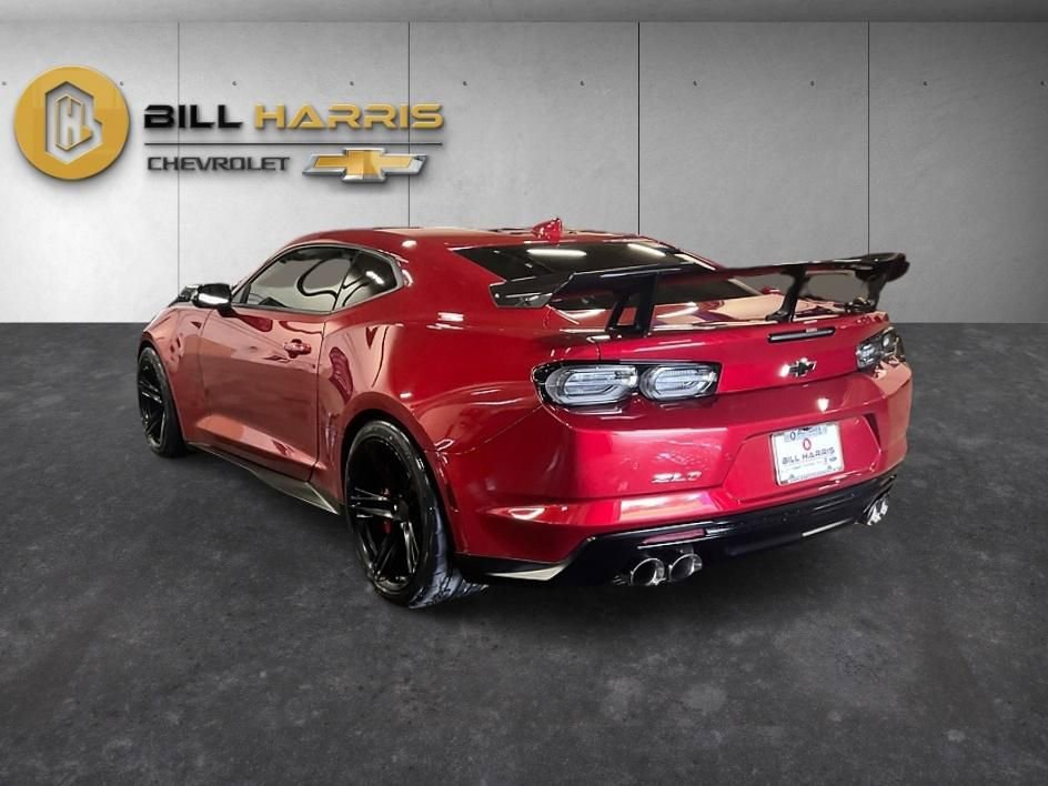 Used 2020 Chevrolet Camaro ZL1 RWD image 13