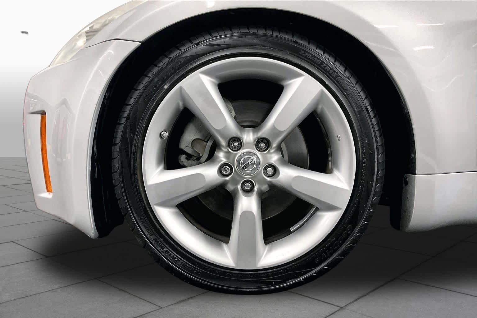 Used 2008 Nissan 350Z Enthusiast w/ Cargo Convenience Pkg RWD image 10
