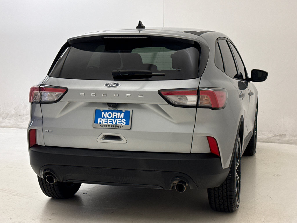 Used 2022 Ford Escape SE w/ SE Sport Appearance Package FWD image 9