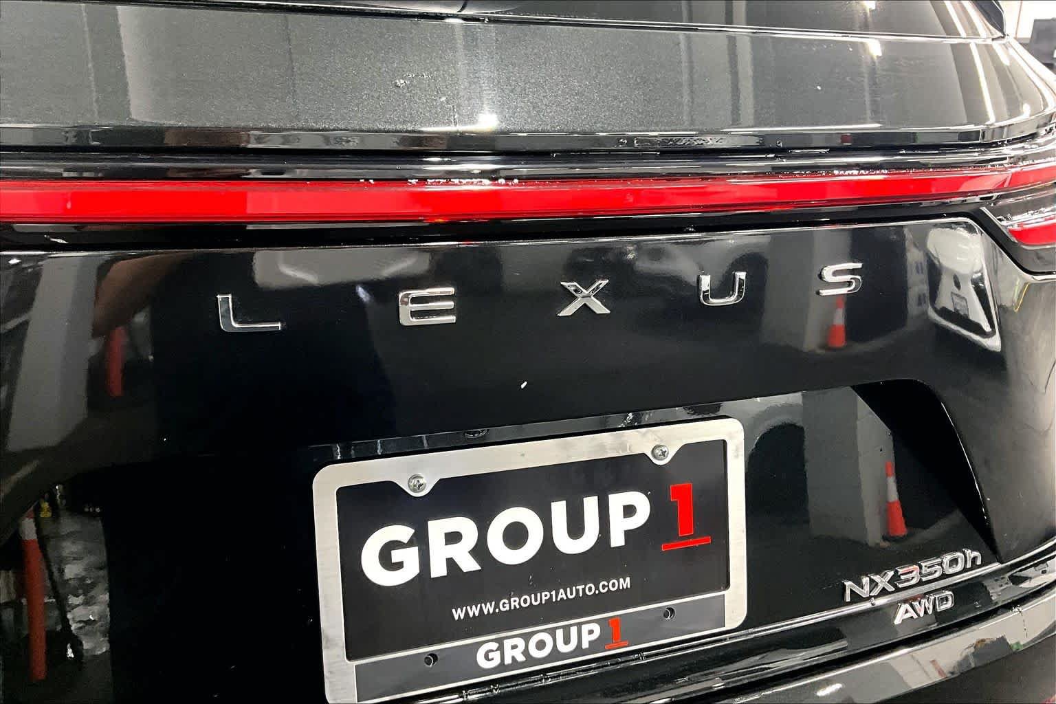 Used 2026 Lexus NX 350h AWD w/ Accessory Package (2T) image 31