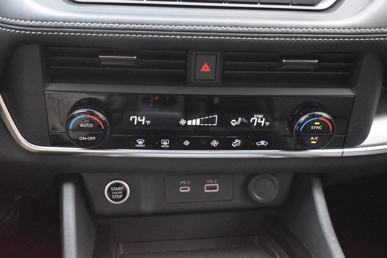 Used 2023 Nissan Rogue SV image 26