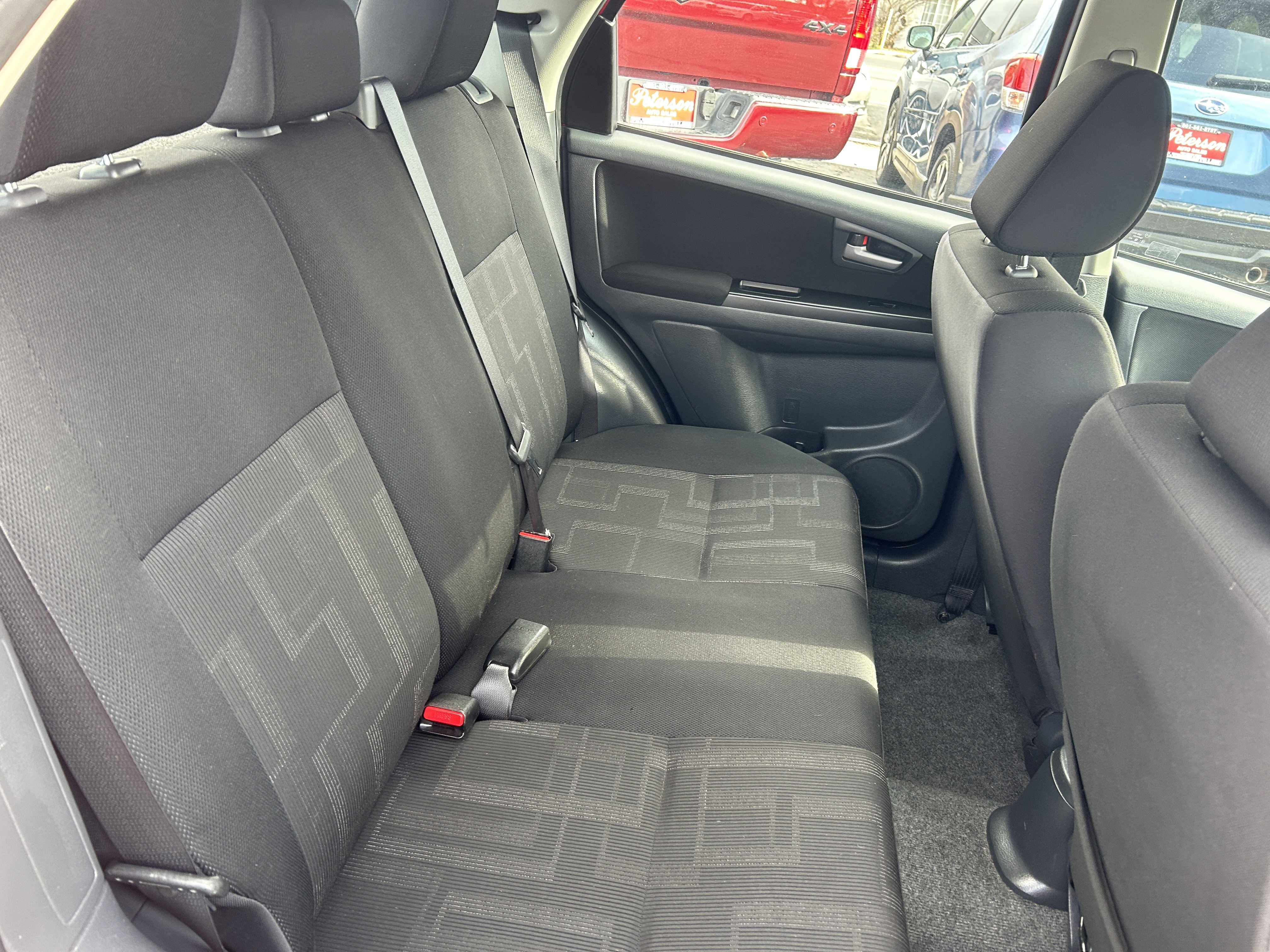 Used 2011 Suzuki SX4 AWD Hatchback image 13