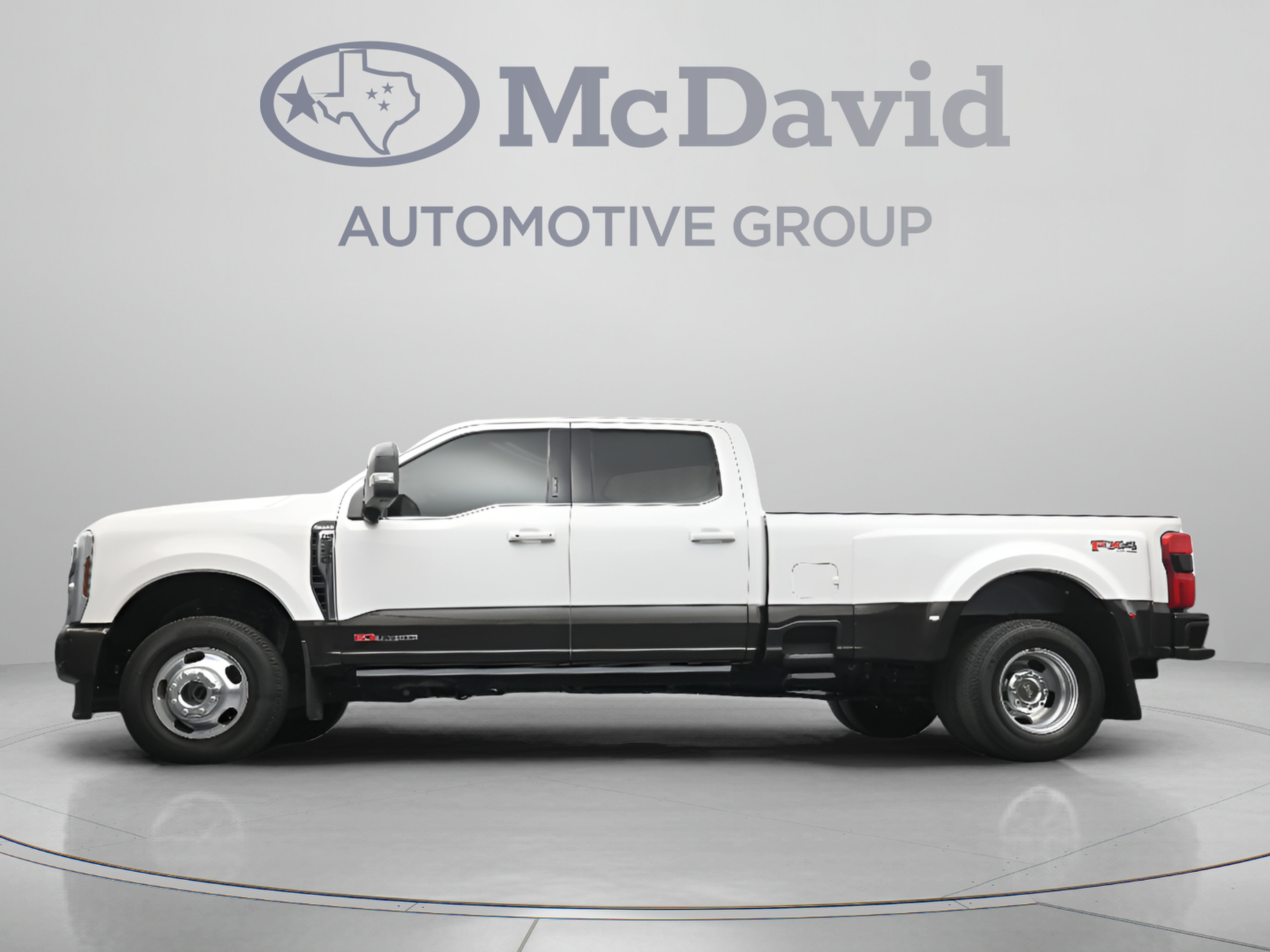Certified 2024 Ford F350 King Ranch AWD/4WD image 28
