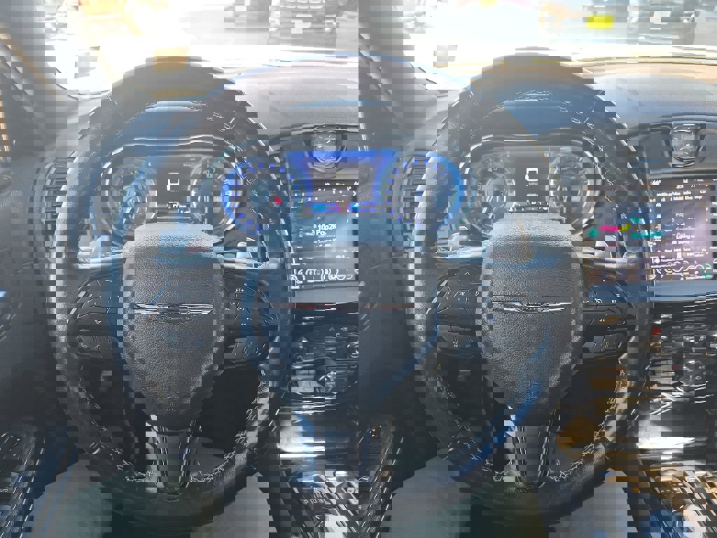 Used 2021 Chrysler 300 S image 10