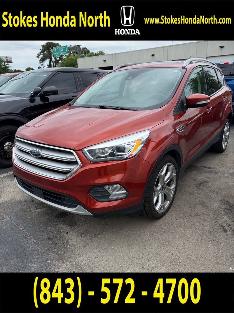 Used 2019 Ford Escape Titanium FWD video 1