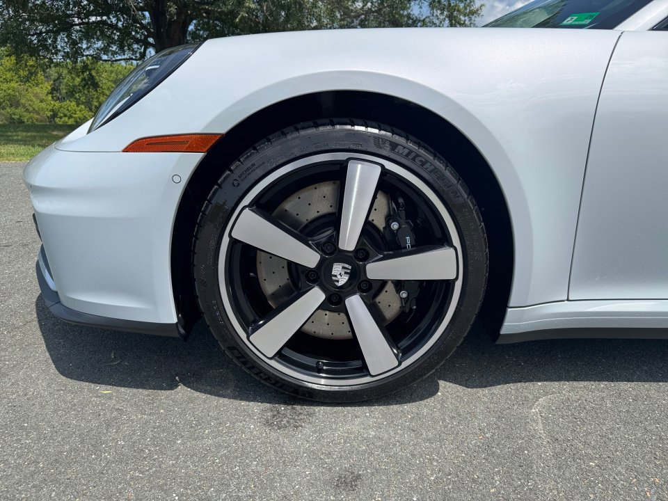 Certified 2025 Porsche 911 Carrera S image 11