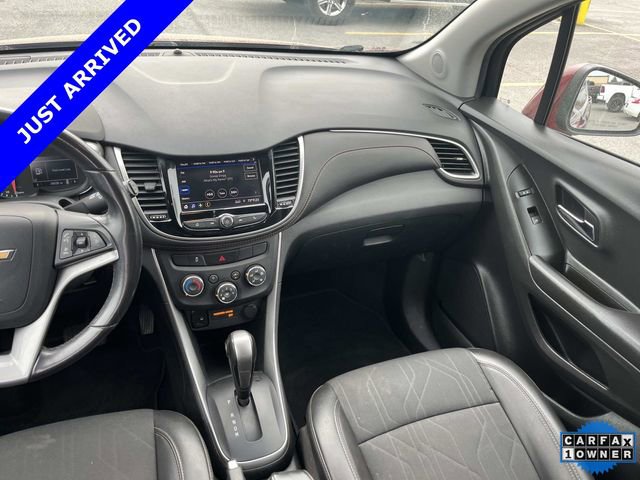 Used 2022 Chevrolet Trax LT w/ Driver Confidence Package AWD/4WD image 14