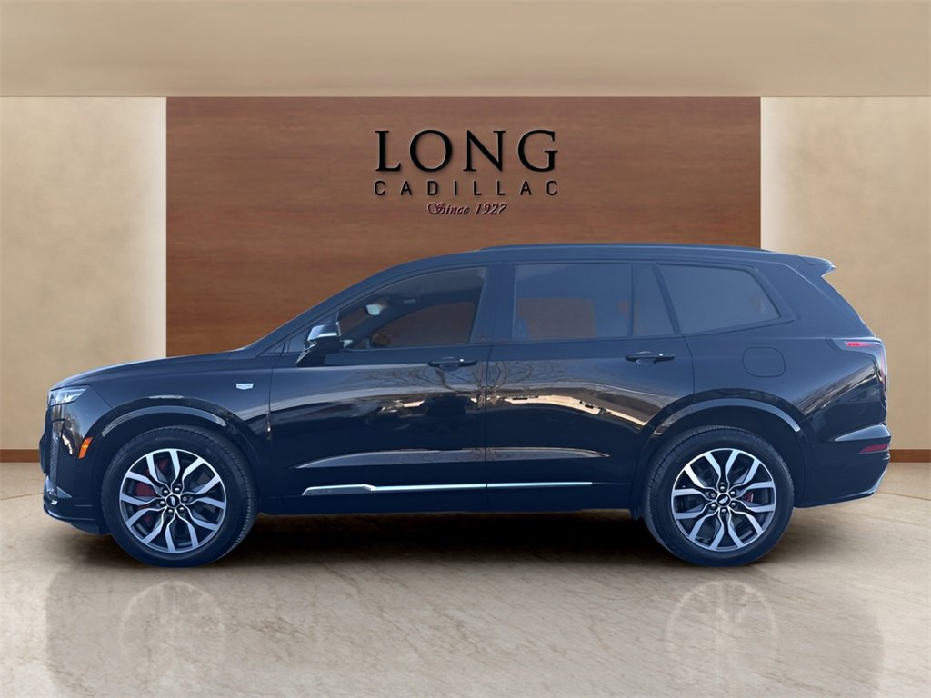 Certified 2024 Cadillac XT6 Sport w/ Platinum Package image 2