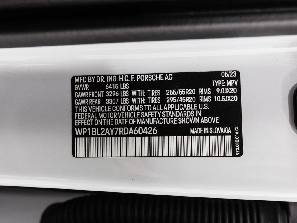 Used 2024 Porsche Cayenne S image 36