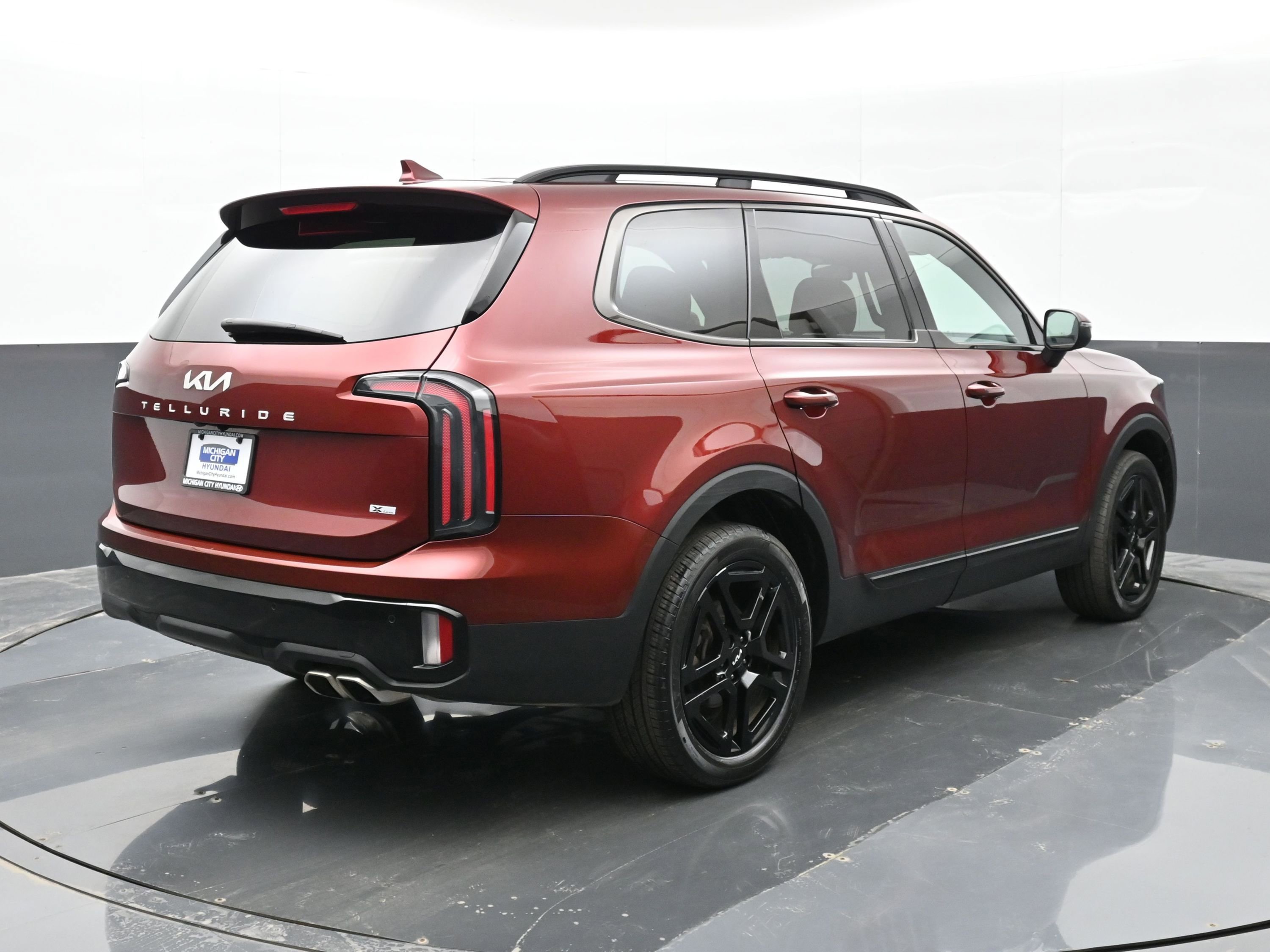 Used 2024 Kia Telluride EX X-Line image 8